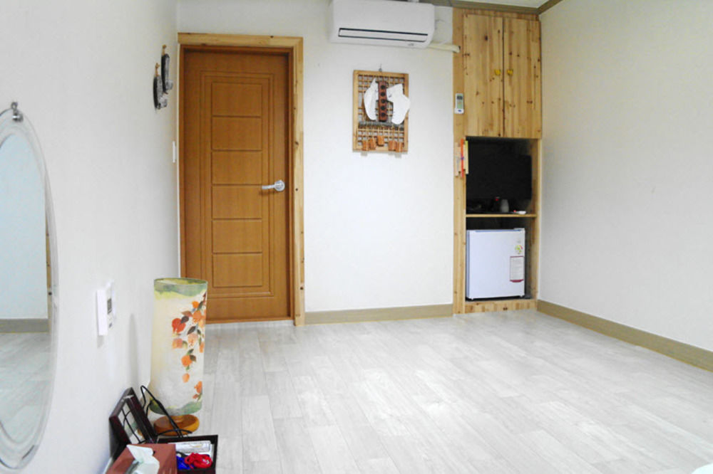 Bodambodam Jeonju Exteriör bild