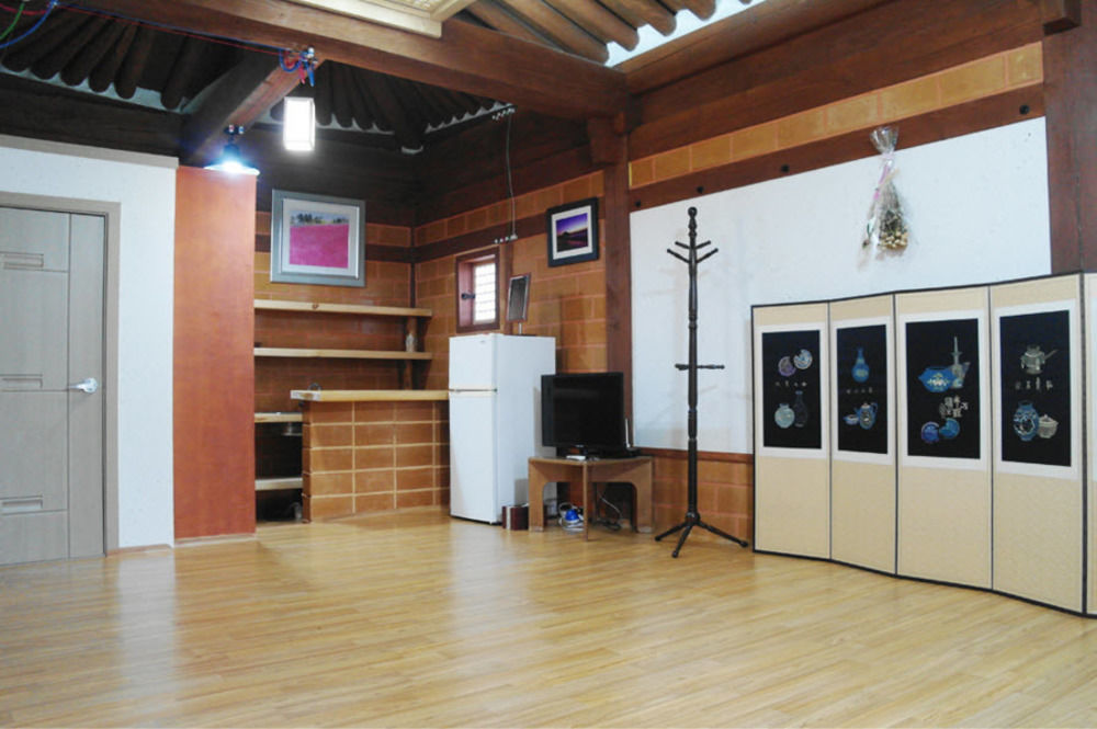 Bodambodam Jeonju Exteriör bild