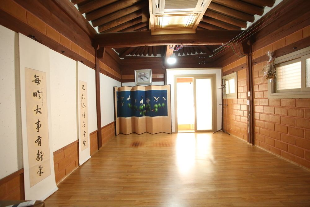 Bodambodam Jeonju Exteriör bild